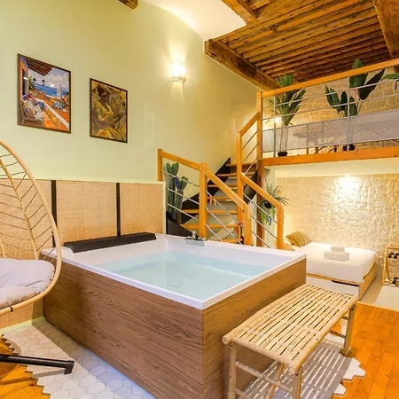 Experience Bahiana Avec Balneo ليون